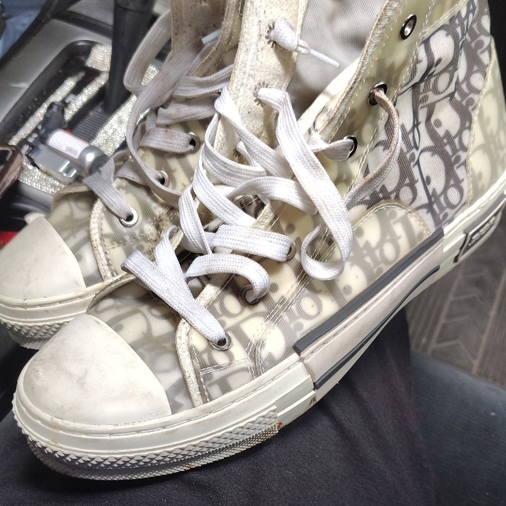 Dior Monogram High-Top Sneakers in Cream and Gray - Picture 2 of 2